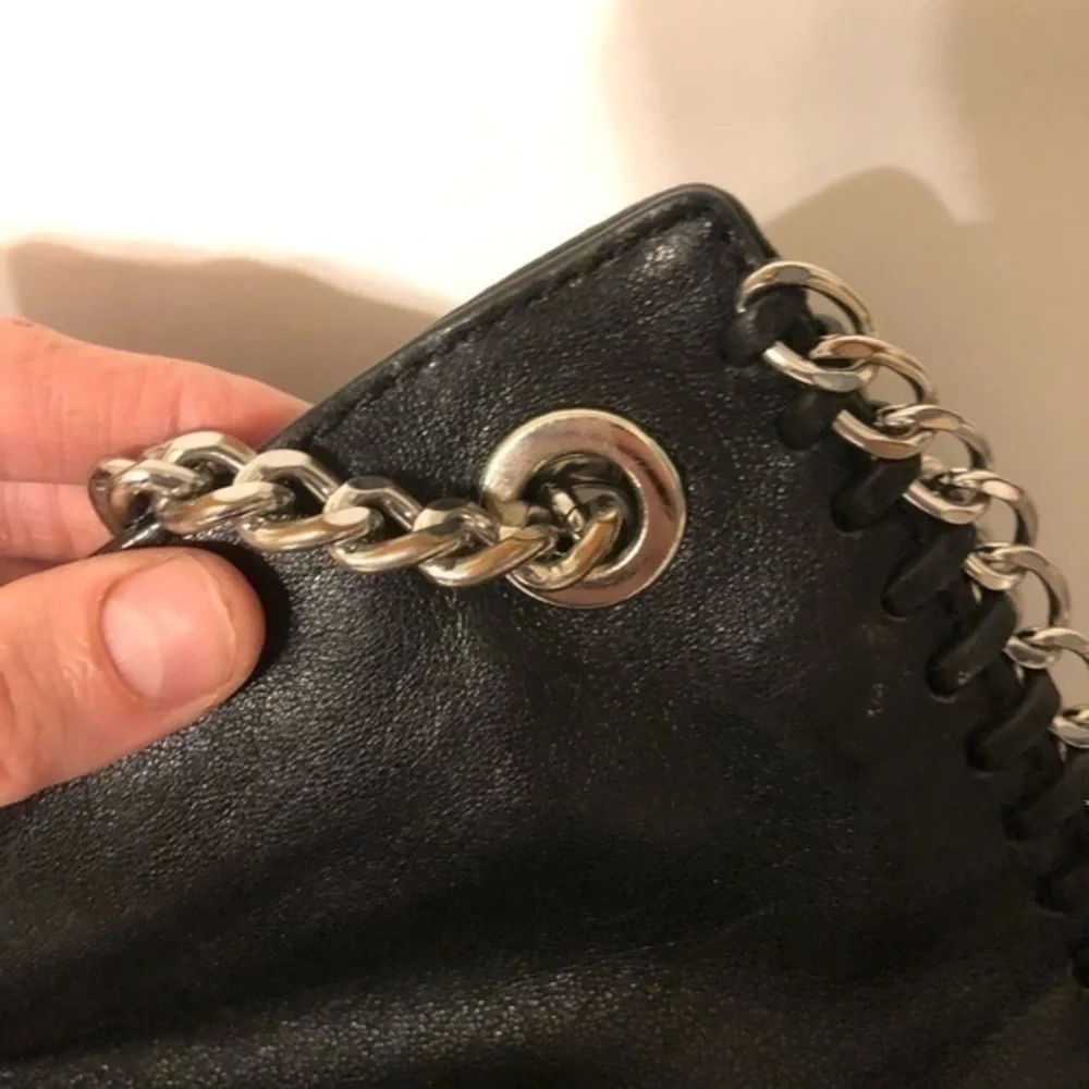 MICHAEL KORS CHELSEA Hangbag black leather chain
